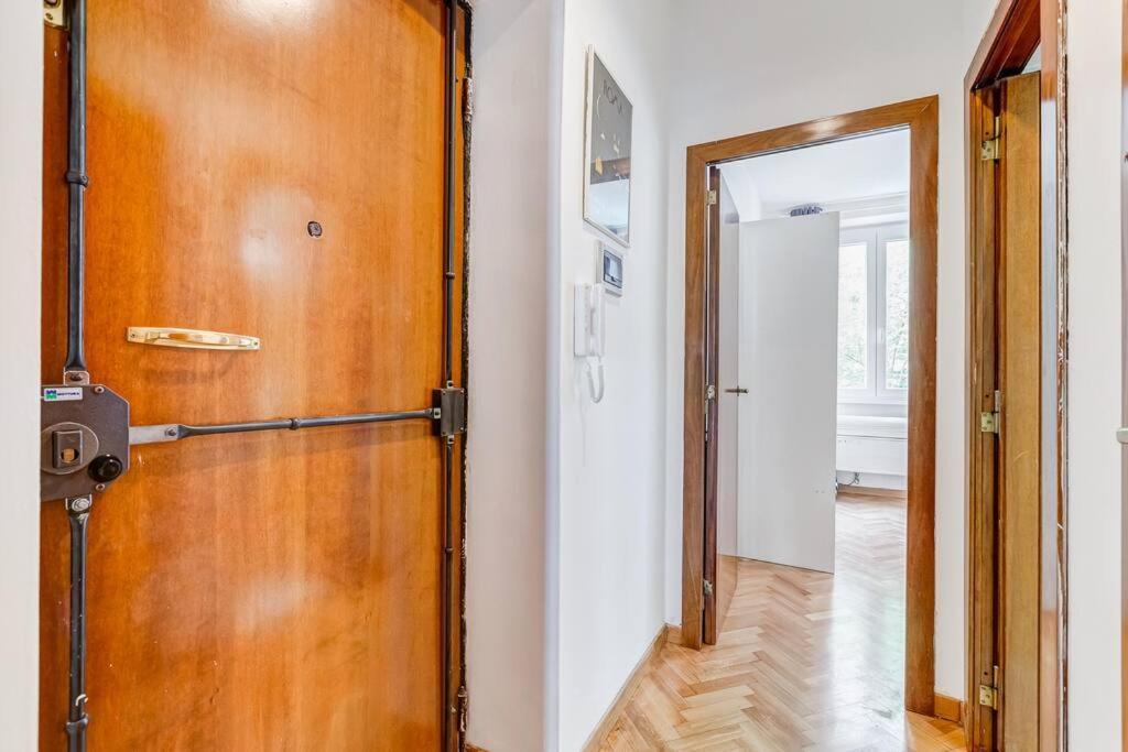 Luminous Apartment Few Steps From Piazza Navona Екстериор снимка