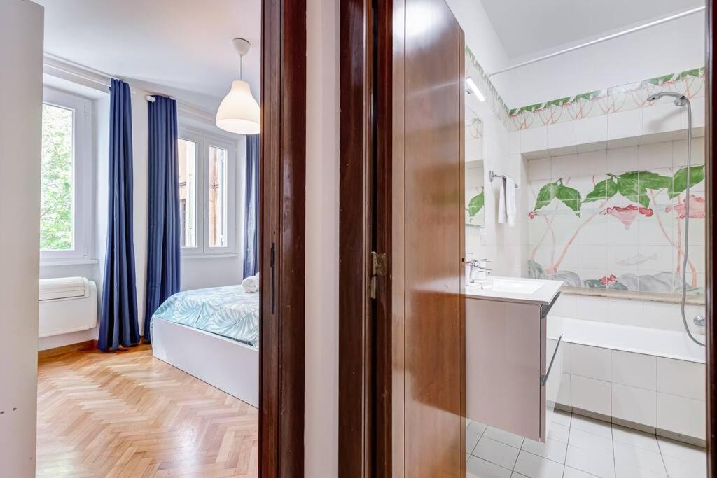 Luminous Apartment Few Steps From Piazza Navona Екстериор снимка